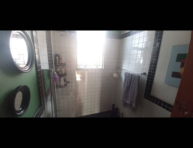 3 BEDROOM FREEHOLD FOR SALE IN GLENWOOD